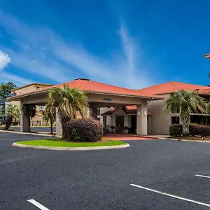 Super 8 By Wyndham Savannah