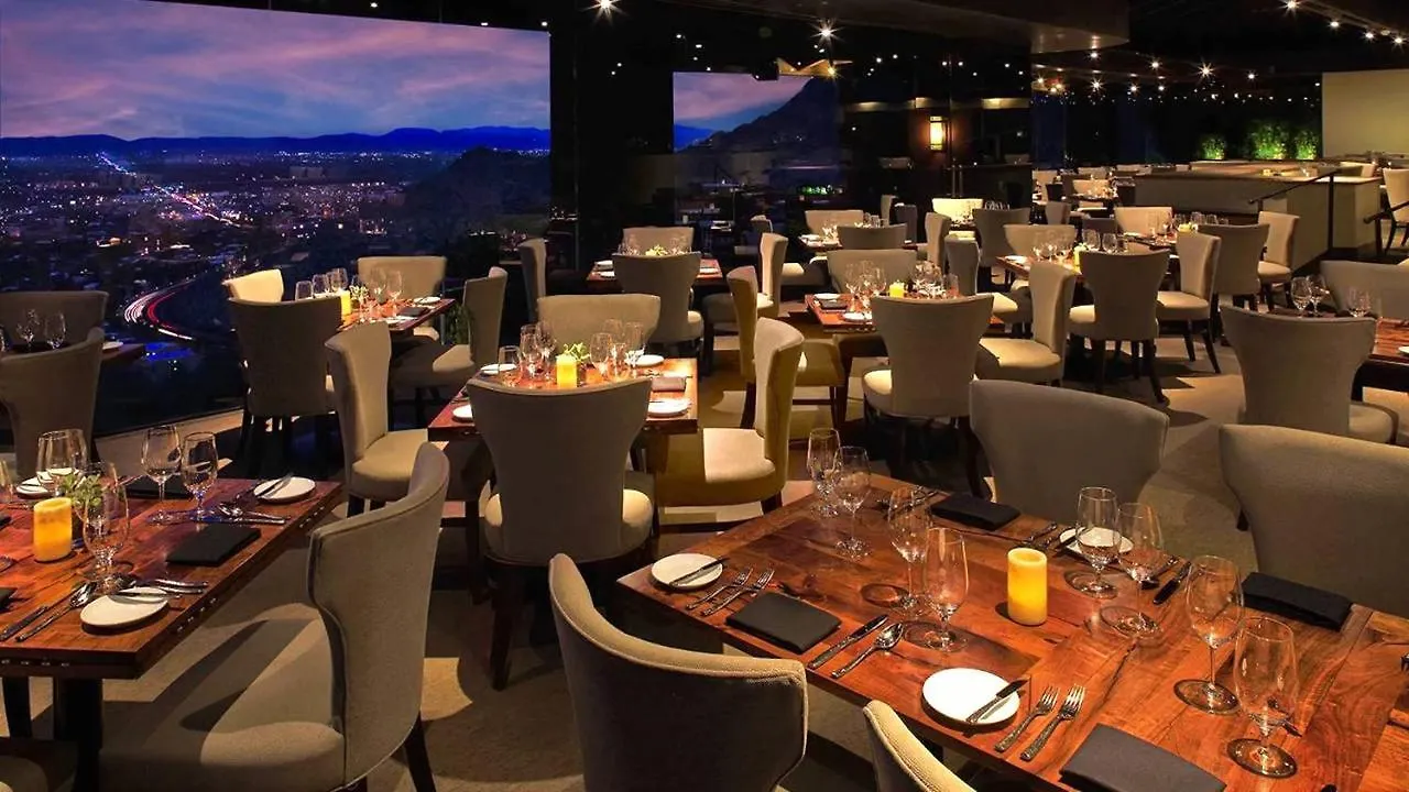 Mountain View Resort: Private Oasis with Year-Round Heated Pools Phoenix Holiday home