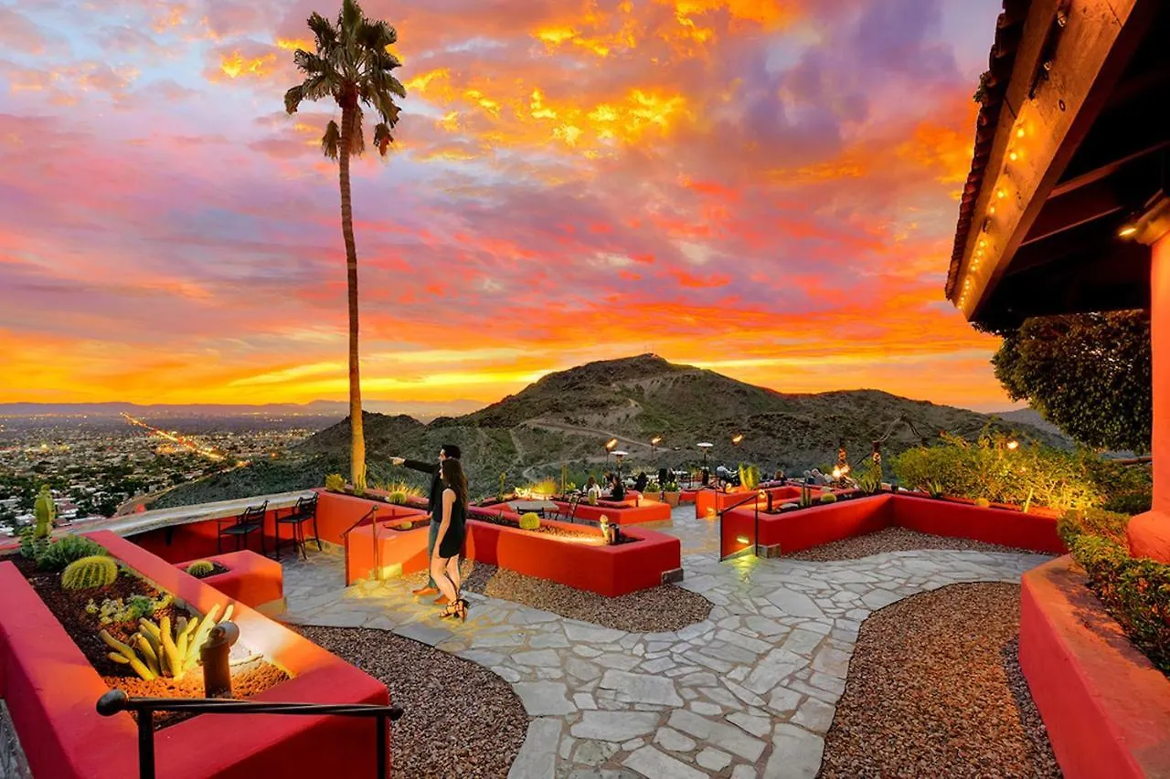 Holiday home Mountain View Resort: Private Oasis with Year-Round Heated Pools Phoenix