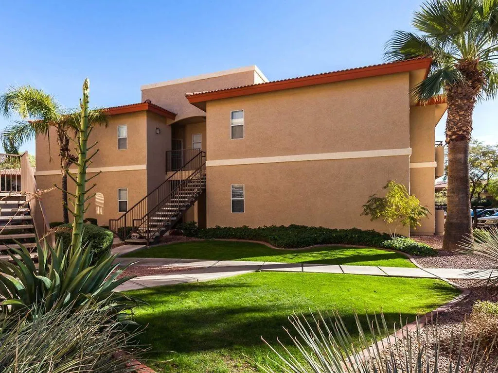 Mountain View Resort: Private Oasis with Year-Round Heated Pools Phoenix
