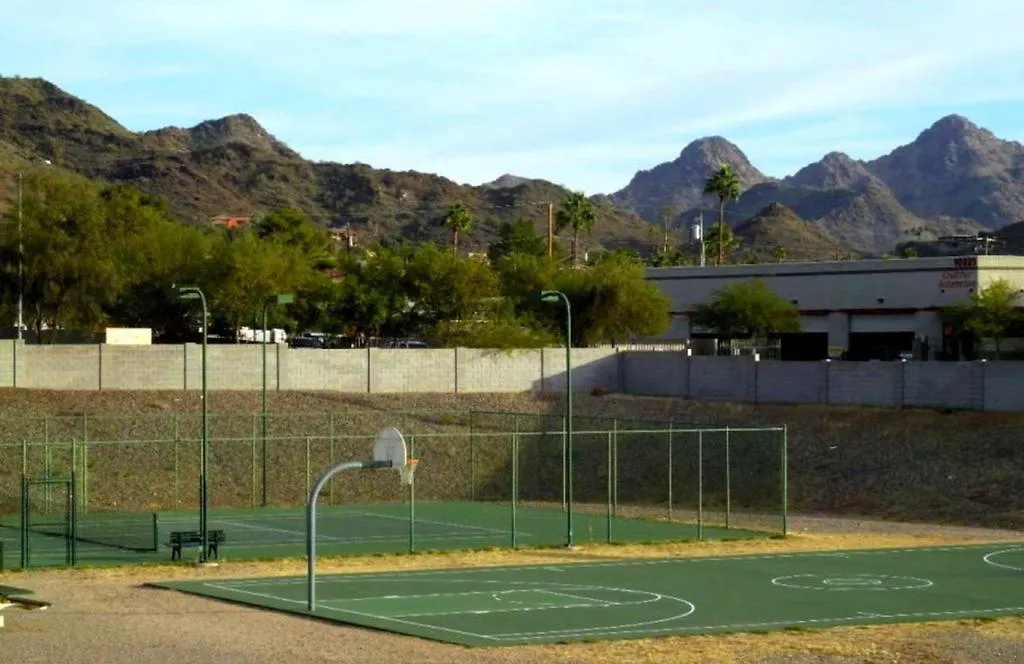 Mountain View Resort: Private Oasis with Year-Round Heated Pools Phoenix